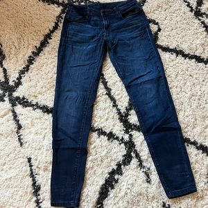 Buckle black label jeans